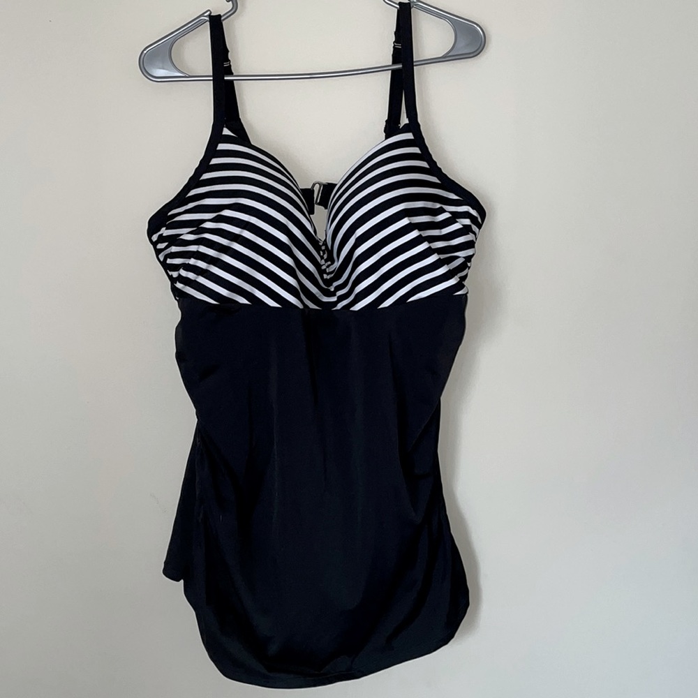 Lane Bryant Swim Tankini Top Black / White Size 42D Underwire Top Only